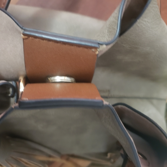 Satchel purse bag with double tassels NEW - Picture 6 of 12